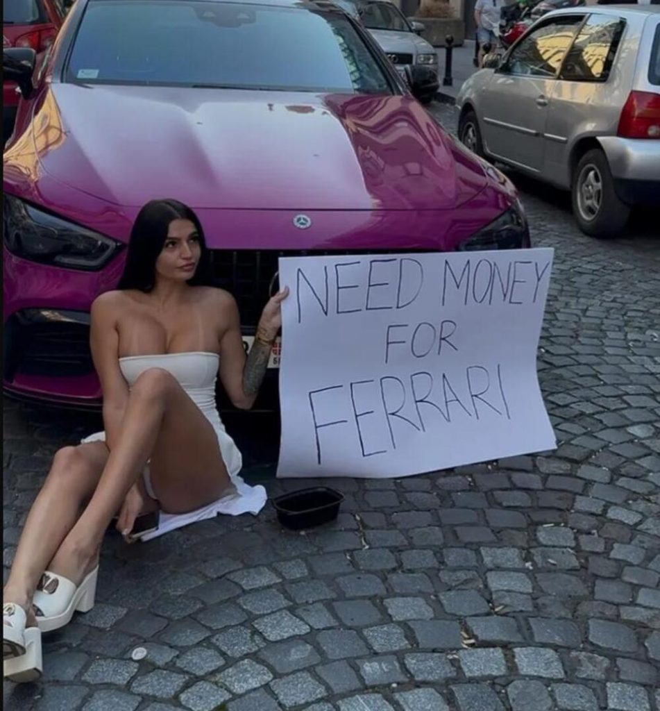 Tamara Bojanić traži pare za Ferrari