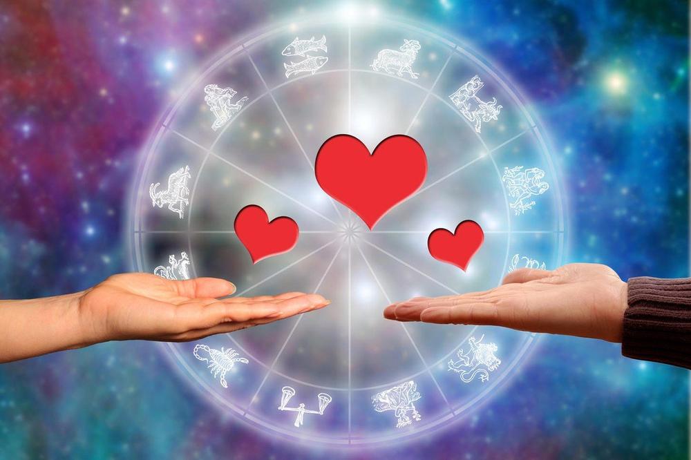 Univerzum šapuće, a mi prevodimo: Horoskop koji vam donosi odgovore i smjernice