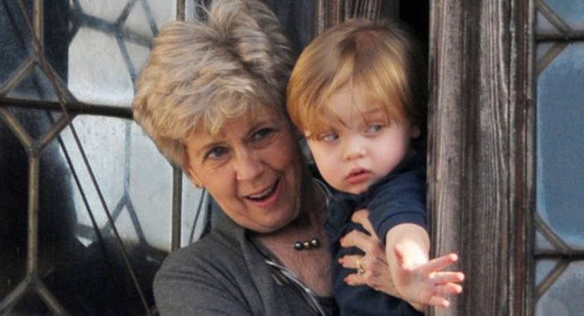 Nakon smrti Bradove majke otkriveno što je Jolie godinama skrivala: 'Angelina, gdje ti je srce?