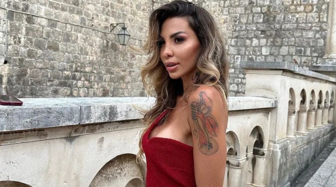 ONE SU PROŠLE KROZ JANJUŠEV ŽIVOT! Od prirodnih ljepotica do kraljica silikona – evo cijele liste!