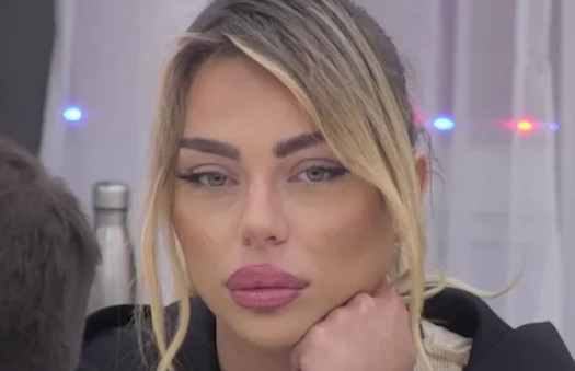 Sofija Janićijević brutalno oplela po Sanji Grujić