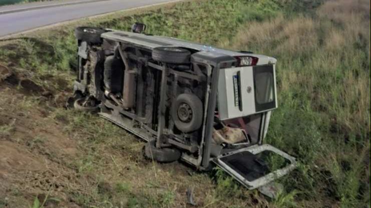 Užas nakon nastupa Prevrnuo se kombi Amadeus benda