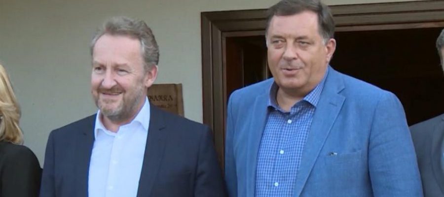 Bakir Izetbegović o političkom haosu u BiH: "Ovo je farsa! Stranci popuštaju Dodiku, a narod sve teže diše"