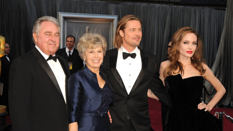 Nakon smrti Bradove majke otkriveno što je Jolie godinama skrivala: 'Angelina, gdje ti je srce?