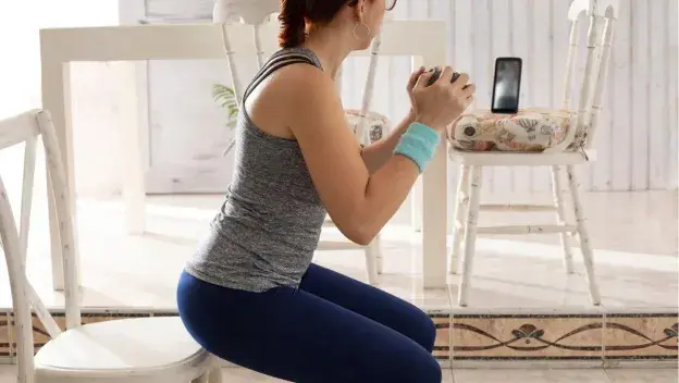 Bez teretane i mukotrpnih treninga: Kako japanske vježbe oblikuju stomak i struk