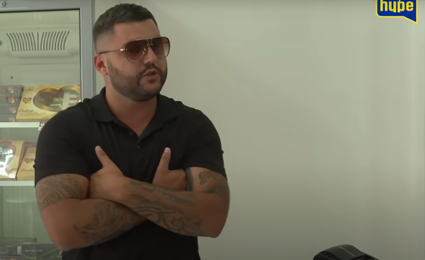 BRUTALNO OGLAŠAVANJE STANIJE DOBROJEVIĆ: Pakujem stvari idiotu da ga pošaljem gde mu je mjesto