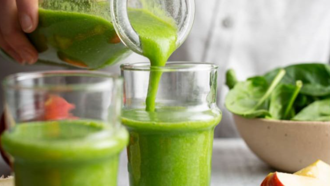 (RECEPT) Zeleni detoks smuti – prirodni eliksir zdravlja koji vraća energiju i blistav ten