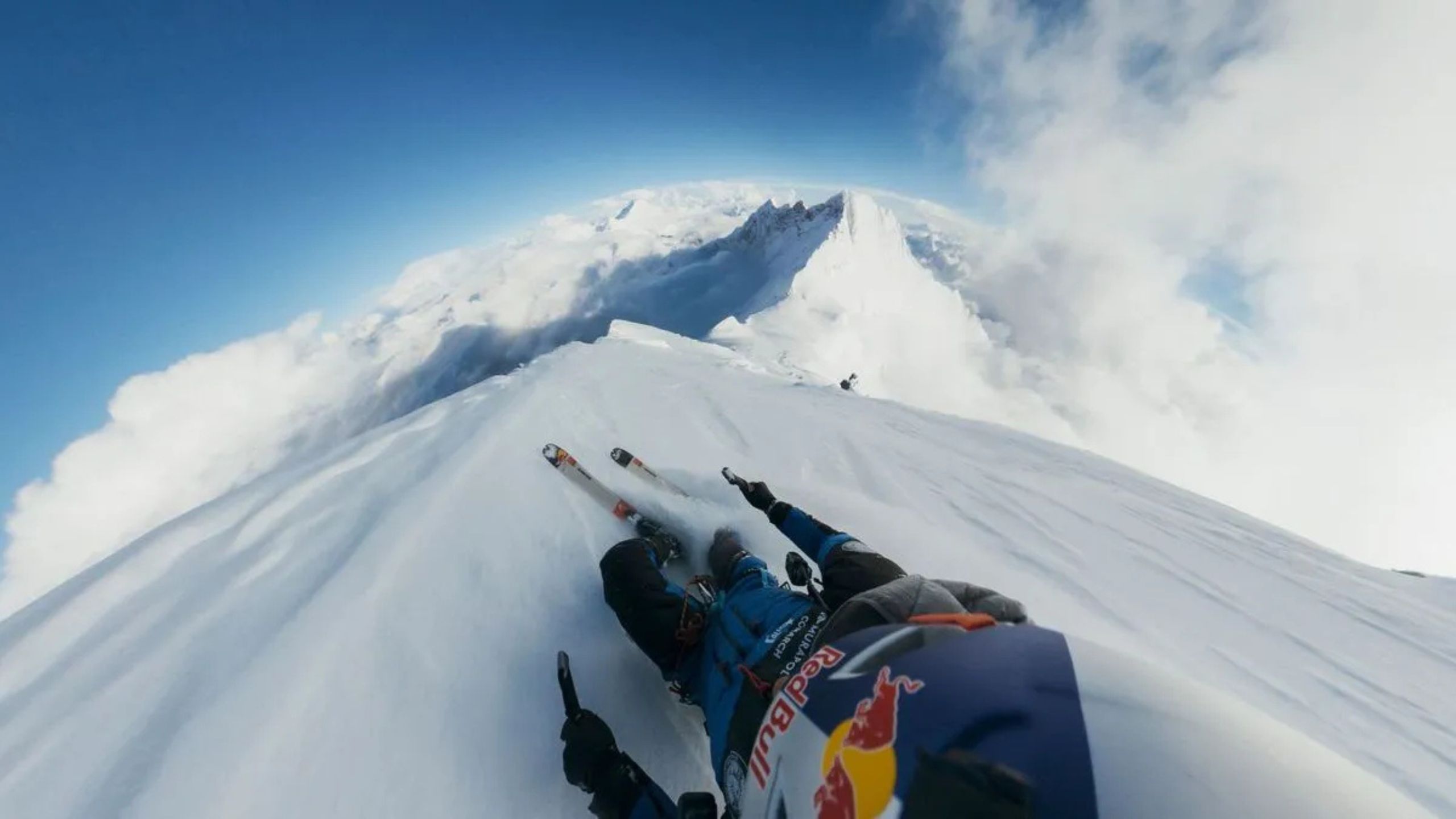 Historijski podvig na Everestu – skijaški spust bez dodatnog kisika Nevjerovatan podvig Poljak prvi u istoriji skijaosa vrha Mount Everest bez kisika!