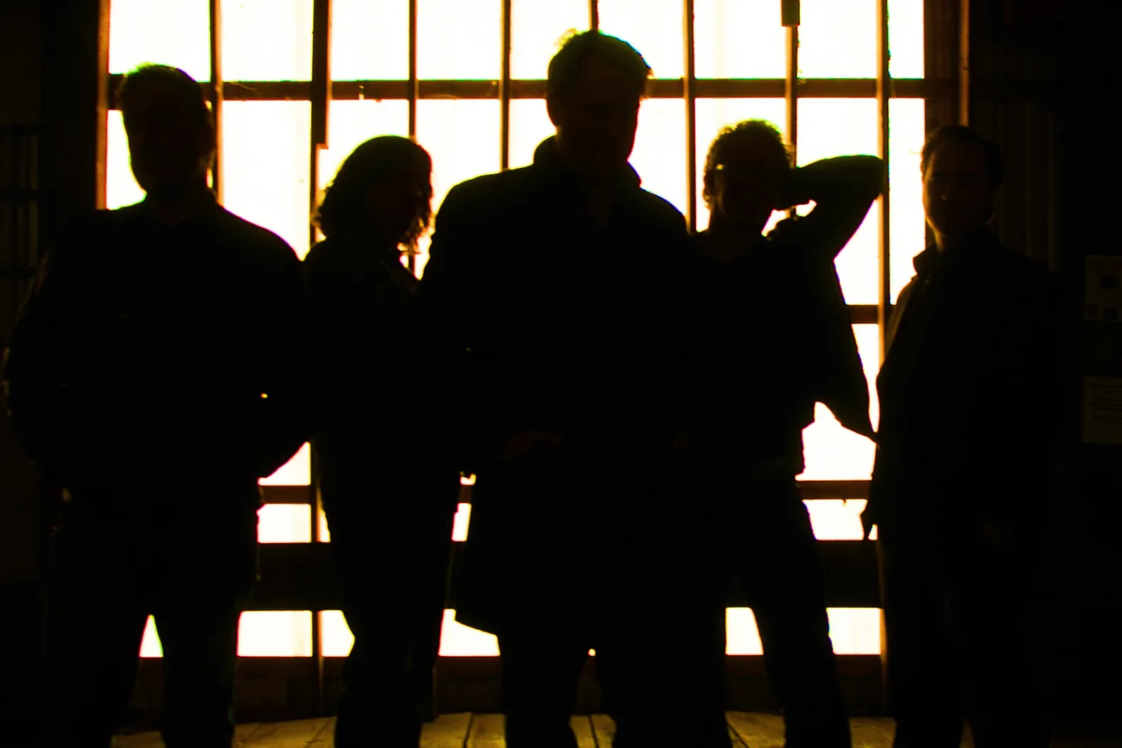 “Svi su mi zavidjeli, a ja sam noćima spavao na podu”: Potresna ispovijest jednog pjevača koji je dotakao dno slave