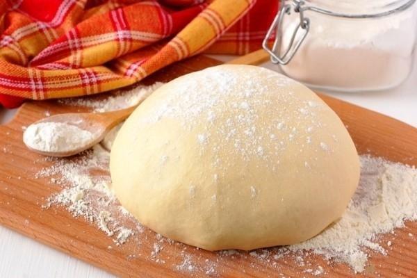 Domaća pita sa sirom – miris djetinjstva i ukusa koji vraća uspomene