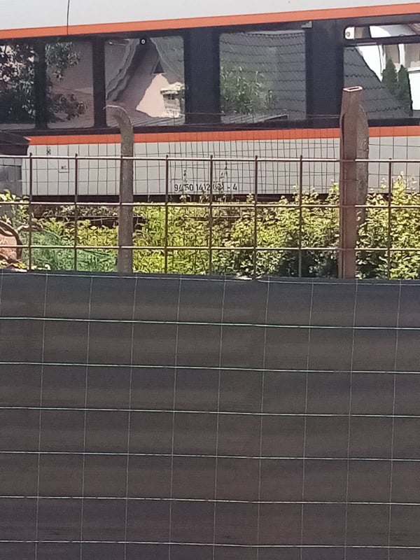 Strava na Blažuju: Pješak poginuo pod točkovima voza – policija istražuje