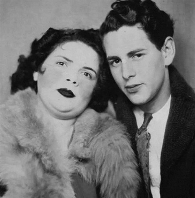 Šokantna fotografija iz prošlosti: Pogledajte detalj koji će vas ostaviti bez daha