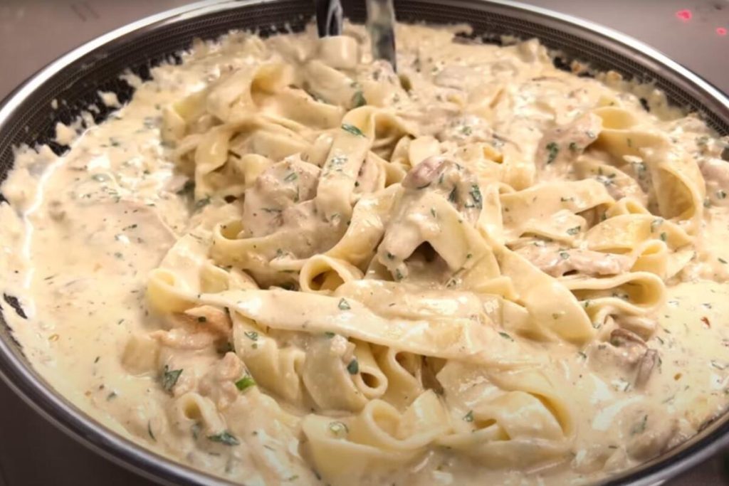 Najbolje kremaste tagliatelle s piletinom – ručak gotov za 20 minuta