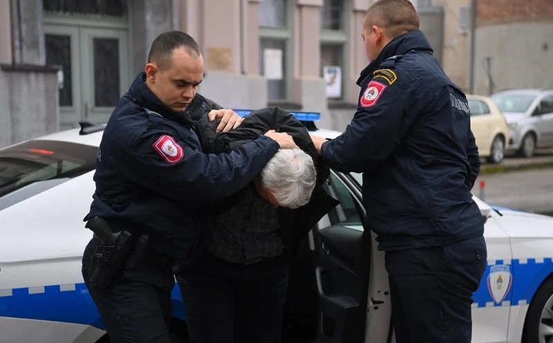 Profesor iz Laktaša osumnjičen za pedofiliju – policija ga uhvatila na licu mjesta!