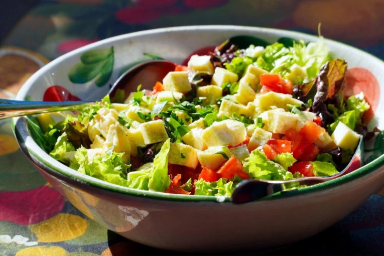 Detoks večera koja topi stomak: Rezultati vidljivi za samo 3 dana