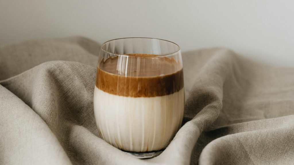 Pahuljasta kafa s medom – trendovski napitak koji morate probati