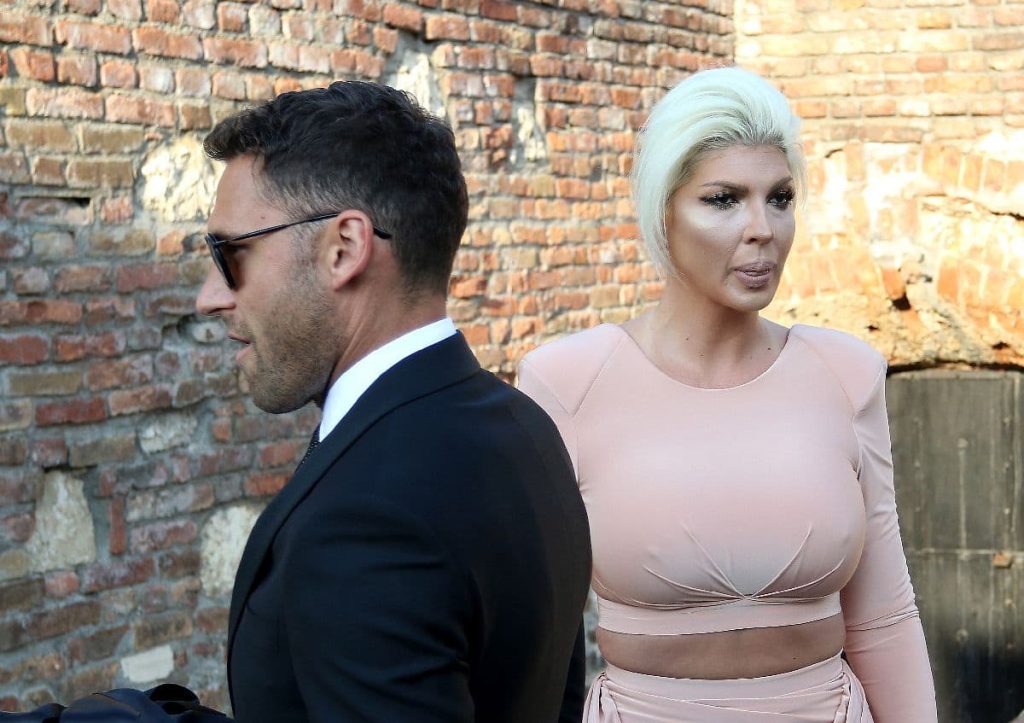 Policija je brzo reagovala!! Jelena Karleuša prijavila bivšeg supruga Duška Tošića zbog navodnog ulaska u stan na Dedinju!