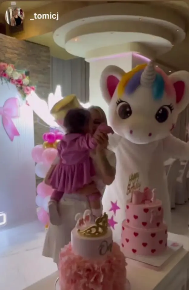 Ni slutio nije: Milica Veličković javno potvrdila šta se zaista desilo na krštenju njihove kćerke