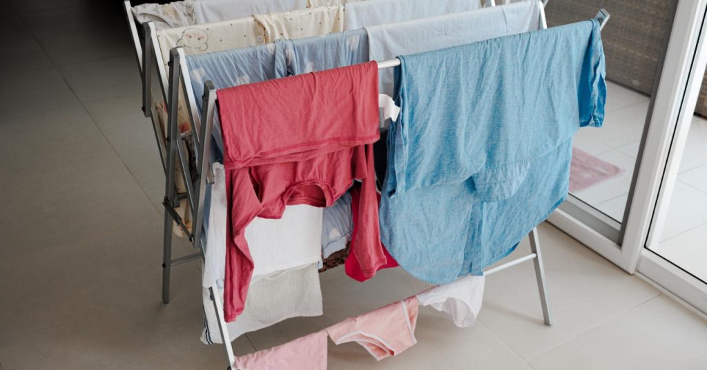 Kako osušiti rublje za samo tri sata zimi – bez sušilice i visokih računa