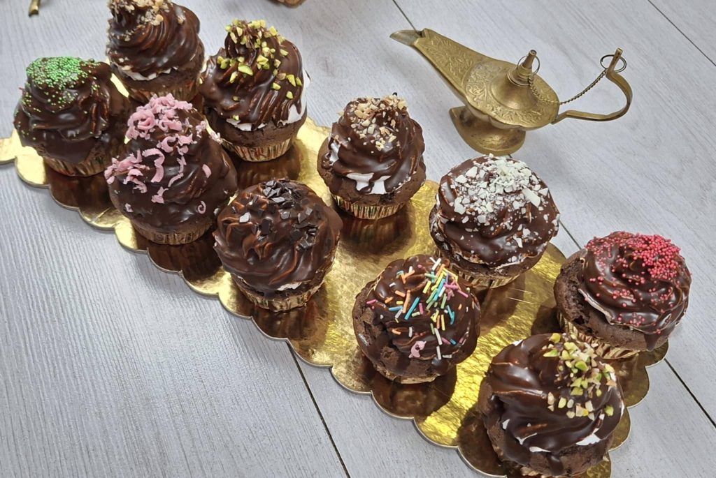 Savršeni čokoladni mafini: Mekani iznutra, čvrsti spolja!