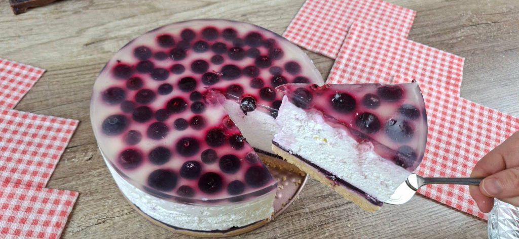 Domaći čizkejk od borovnica,desert koji osvaja na prvi zalogaj