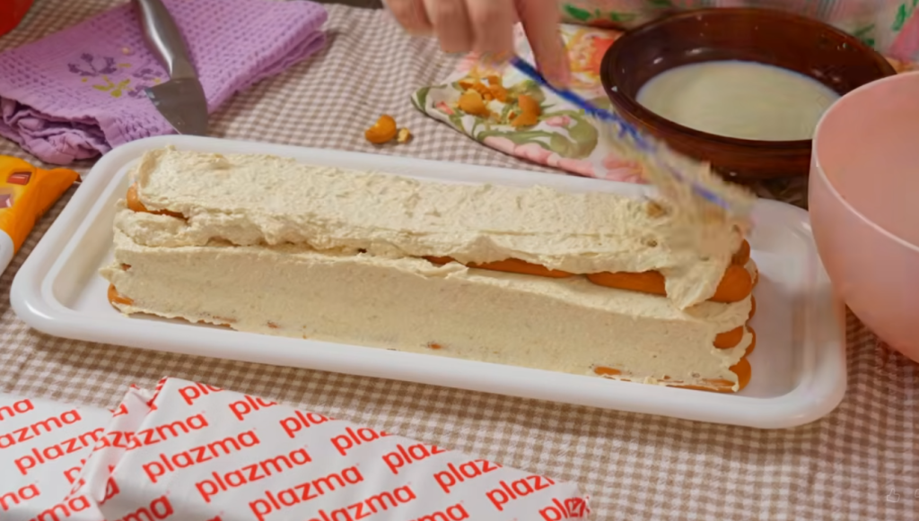 Kada nemate vremena za komplikovane kolače, napravite ovu ukusnu piramidu od keksa