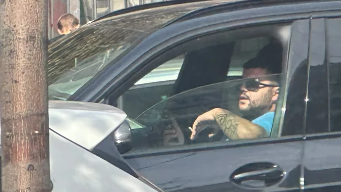 ASMIN UHVAĆEN SA OVOM LJEPOTICOM! Maji ni traga ni glasa