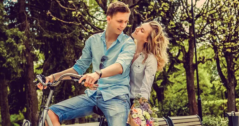 LJUBAV SE BUDI TAMO GDJE JE NISU OČEKIVALI: Zvijezde donose iznenađenja za svih 12 znakova
