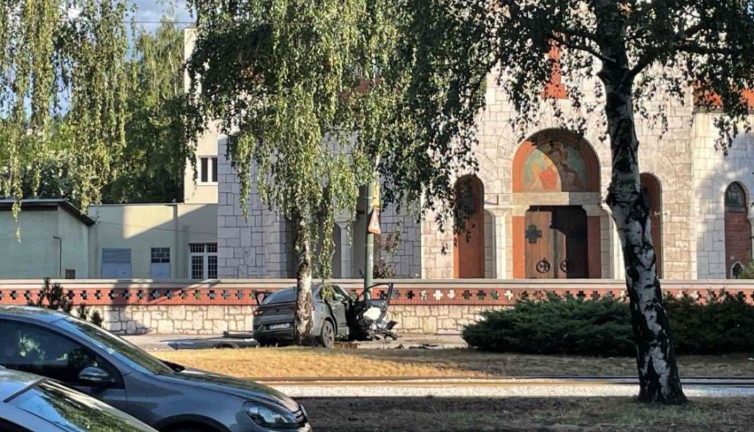 Teška saobraćajna nesreća u sarajevskom naselju Pofalići