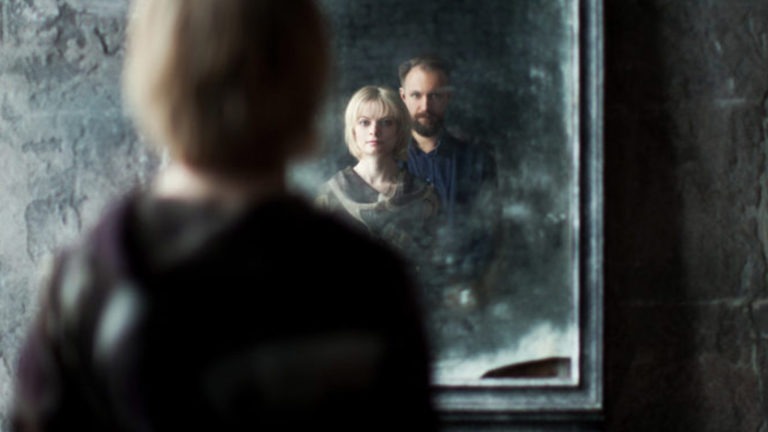 Duše ne odlaze odma – Devet znakova da vas voljena osoba i dalje čuva 1!! Duše ne odlaze odma – Devet znakova da vas voljena osoba i dalje čuva