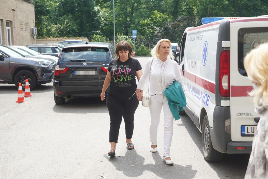 Snimak koji zbunjuje mreže: Miljana Kulić u bolnim krikovima završila kod doktora!