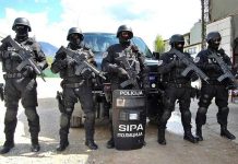 SIPA uhapsila članove međunarodne kriminalne mreže povezane sa krijumčarenjem ljudi Na Balkanu se uvijek nešto dešava – od političkih preokreta do svakodnevnih priča koje odjeknu cijelim regionom. Ako vas zanimaju aktuelna dešavanja, život običnih ljudi iz zemlje tako i iz susjedstva, ne propustite ostale članke iz naše kategorije Vijesti. Svaki dan donosimo priče koje se tiču baš nas!