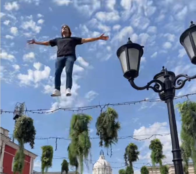 Zavrtiće se ekran! Željko Mitrović sleteo u Šimanovce par dana prije početka Elite 9 – EVO šta je poručio fanovima! (VIDEO) Zavrtiće se ekran! Željko Mitrović sleteo u Šimanovce par dana prije početka Elite 9 – EVO šta je poručio fanovima! (VIDEO)