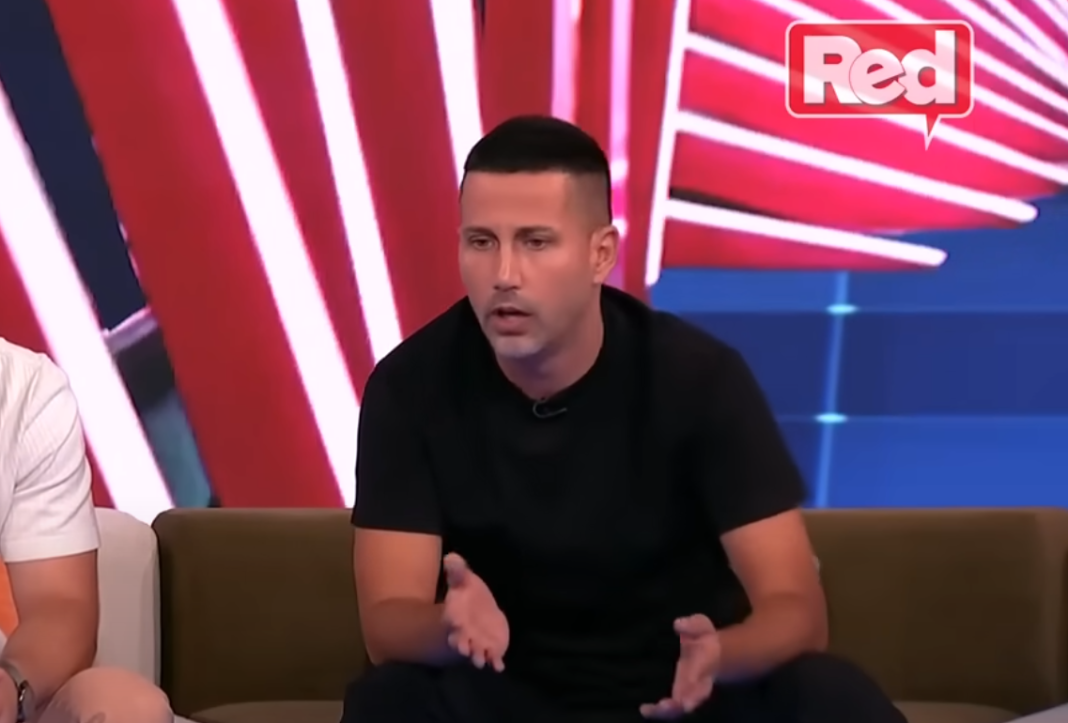 Ovo su svi čekali! Đedović se pojavio u studiju i bez dlake na jeziku urnisao učesnika: 