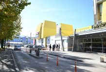 Tuzla u šoku: Muškarac poginuo u liftu Robne kuće “Tuzlanka” Tuzla u šoku: Muškarac poginuo u liftu Robne kuće "Tuzlanka"