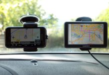 Pametni telefoni preuzimaju volan: Google Maps postao prvi izbor među vozačima! Pametni telefoni preuzimaju volan: Google Maps postao prvi izbor među vozačima!