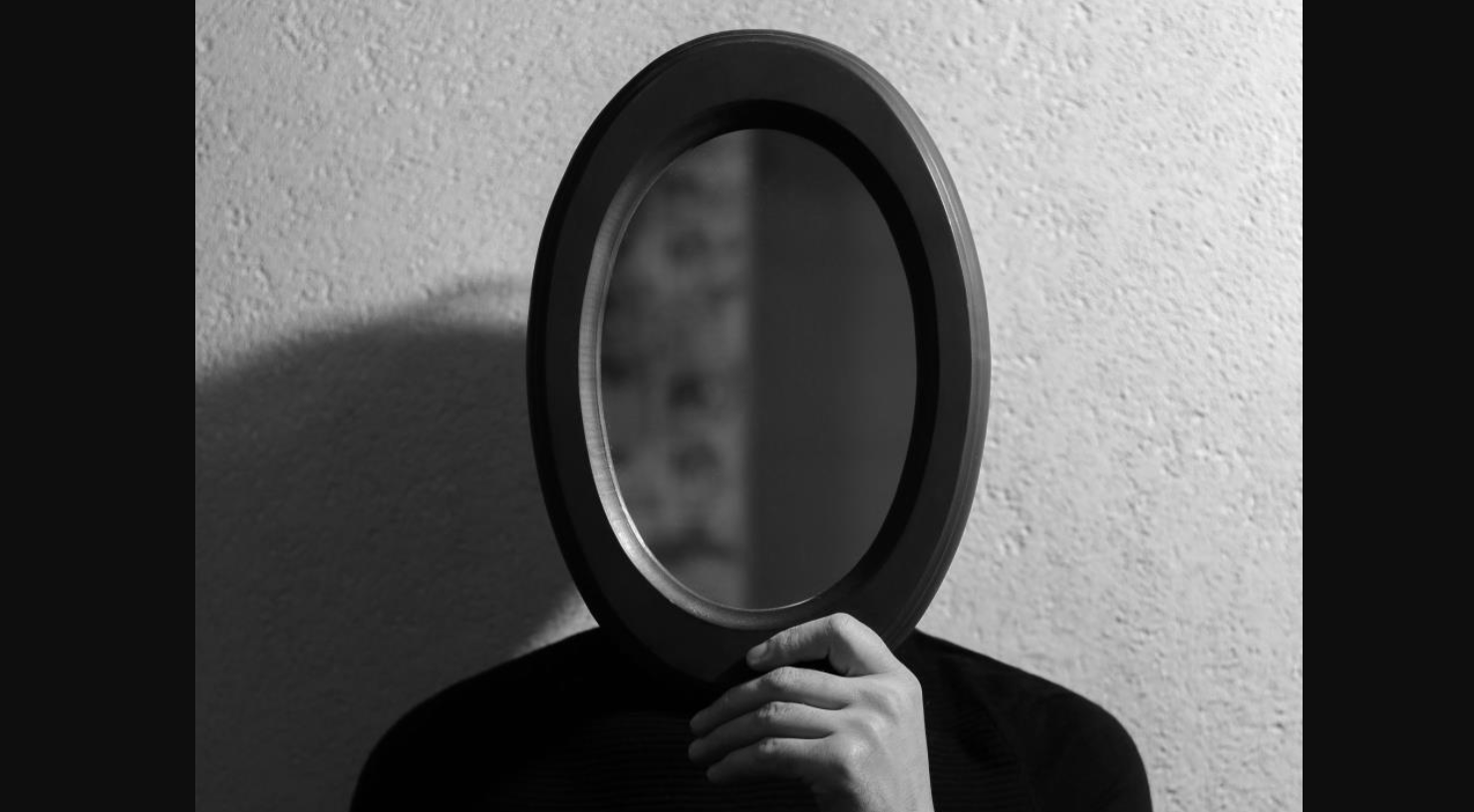 POUČNA PRIČA!! Nestali odrazi – istinita legenda o kući u Ulici kestena POUČNA PRIČA!! Nestali odrazi – istinita legenda o kući u Ulici kestena