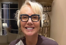 Bez šminke i savršen osmijeh: Lepa Brena proslavila 65. rođendan u intimnoj atmosferi vile Bez šminke i savršen osmijeh: Lepa Brena proslavila 65. rođendan u intimnoj atmosferi vile