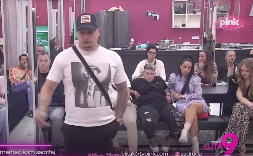 ŠOK U EMISIJI! Teodora i Filip pod lupom, Terza ne ostavlja mjesta sumnji (VIDEO) ŠOK U EMISIJI! Teodora i Filip pod lupom, Terza ne ostavlja mjesta sumnji (VIDEO)