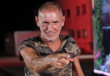 Lepi Mića iz rijalitija u raj: Evo kako je veteran „Zadruge“ pretvorio zaradu u porodično carstvo! Lepi Mića iz rijalitija u raj: Evo kako je veteran „Zadruge“ pretvorio zaradu u porodično carstvo!