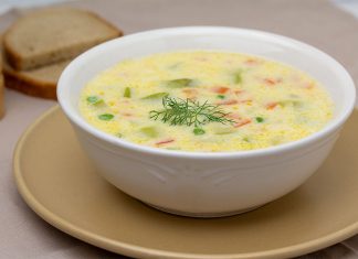 Kremasta pileća supa sa povrćem – toplina u tanjiru Kremasta pileća supa sa povrćem – toplina u tanjiru