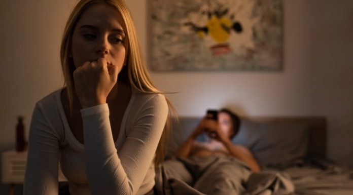 Stručnjaci upozoravaju: 5 signala da se brak raspada, a mnogi ih ignorišu! Stručnjaci upozoravaju: 5 signala da se brak raspada, a mnogi ih ignorišu!