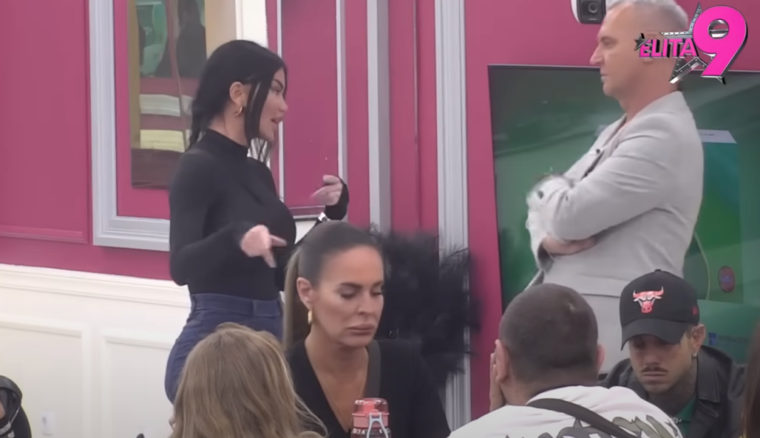 “Pitanja gledalaca” donijela haos: Milena Kačavenda i Vanja prekinule svaku komunikaciju! “Pitanja gledalaca” donijela haos: Milena Kačavenda i Vanja prekinule svaku komunikaciju!