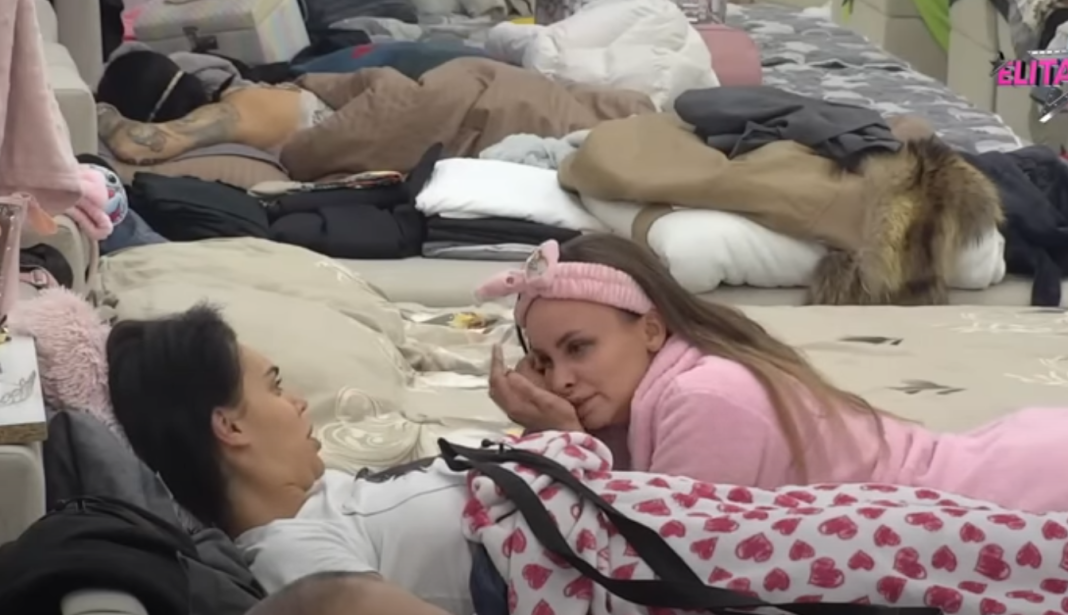 Mina raskrinkala Asmina: ‘Ne vjerujem mu ništa!’ – sumnje, DNK i tajne koje gore u Eliti 9! Mina raskrinkala Asmina: ‘Ne vjerujem mu ništa!’ – sumnje, DNK i tajne koje gore u Eliti 9!