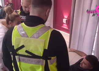 Brutalan okršaj Aneli i Asmina šokirao gledaoce!“Baci me da ti sto razbijem o glavu!” Brutalan okršaj Aneli i Asmina šokirao gledaoce!“Baci me da ti sto razbijem o glavu!”