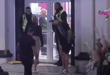 Luka Vujović IZBAČEN iz kuće! Četvorica ga držala dok je divljao – Nakon sukoba s Ivanom nastao totalni haos! Luka Vujović IZBAČEN iz kuće! Četvorica ga držala dok je divljao – Nakon sukoba s Ivanom nastao totalni haos!