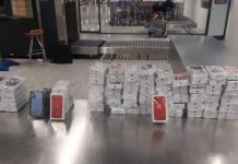 Spektakularna zapljena na aerodromu Sarajevo: Par pokušao prokrijumčariti 123 iPhone-a! Spektakularna zapljena na aerodromu Sarajevo: Par pokušao prokrijumčariti 123 iPhone-a!