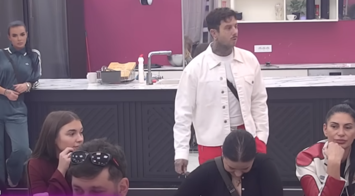 Šok u emisiji ‘Gledanje snimaka’: Tenzije između Anite, Filipa i Maje uzburkale strasti Šok u emisiji ‘Gledanje snimaka’: Tenzije između Anite, Filipa i Maje uzburkale strasti