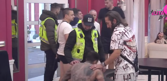 Rasulo u Eliti: Teodora izazvala haos, Đukić u transu bijesa napao Bebicu! (VIDEO)