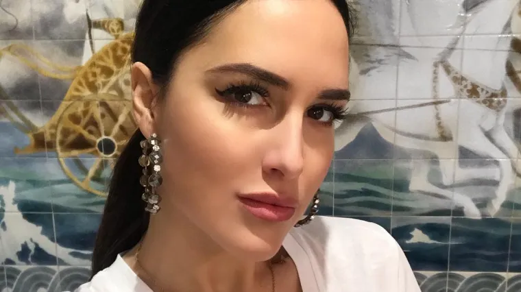 Internet gori: Lana Jurčević pokazala test na trudnoću i oduševila region! Internet gori: Lana Jurčević pokazala test na trudnoću i oduševila region!